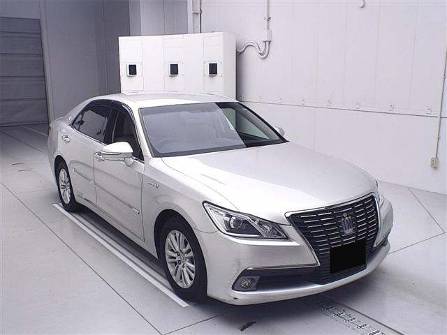 TOYOTA CROWN 2013