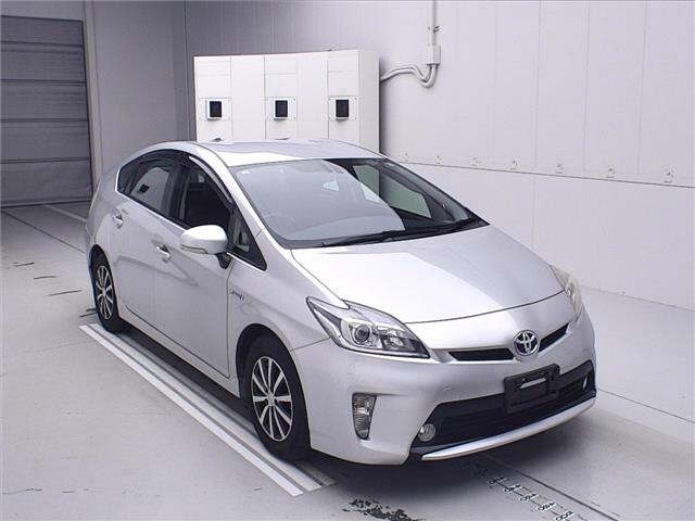 TOYOTA PRIUS 2013