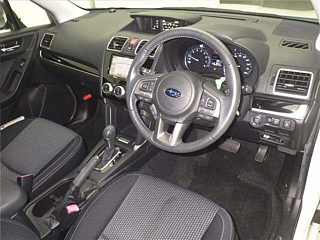 SUBARU FORESTER 2017