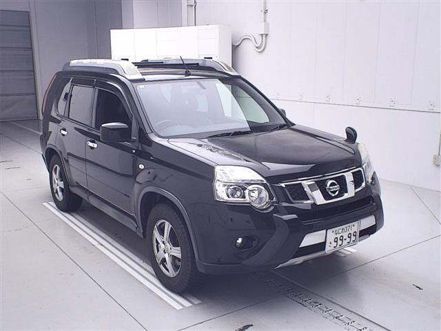 NISSAN X-TRAIL 2013