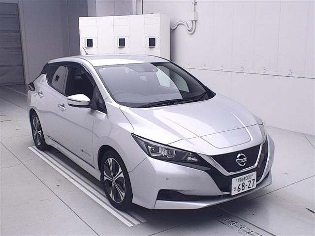 NISSAN LEAF 2018
