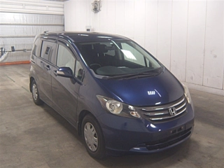HONDA FREED 2010