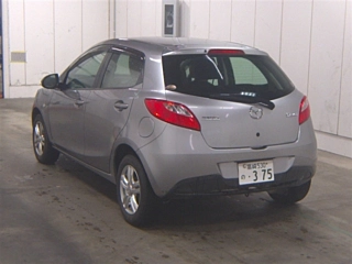 MAZDA DEMIO 2010