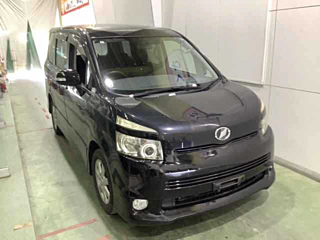 TOYOTA VOXY 2009