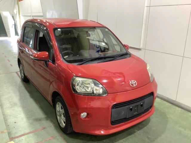 TOYOTA PORTE 2014
