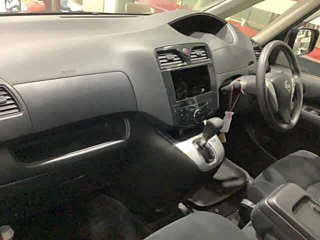 NISSAN SERENA 2011