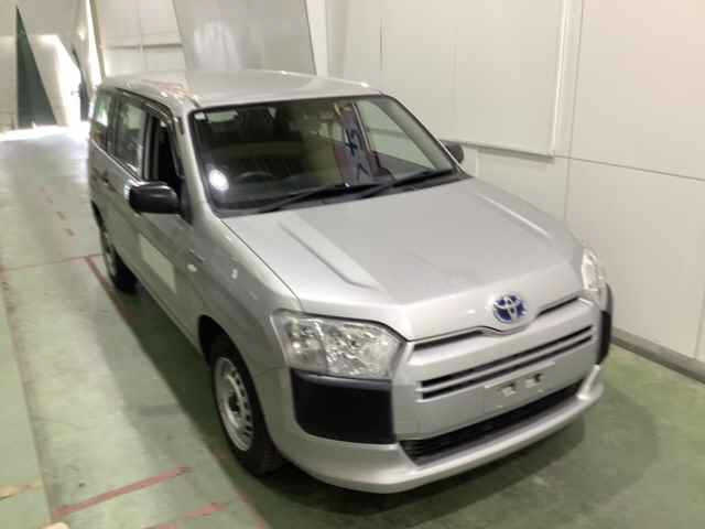 TOYOTA PROBOX 2019
