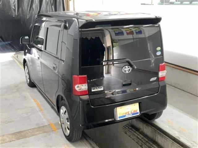 TOYOTA PIXIS SPACE 2013