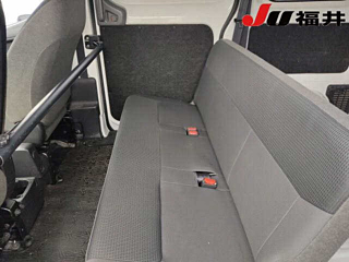 NISSAN NV200 2015