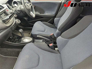 HONDA FIT 2010