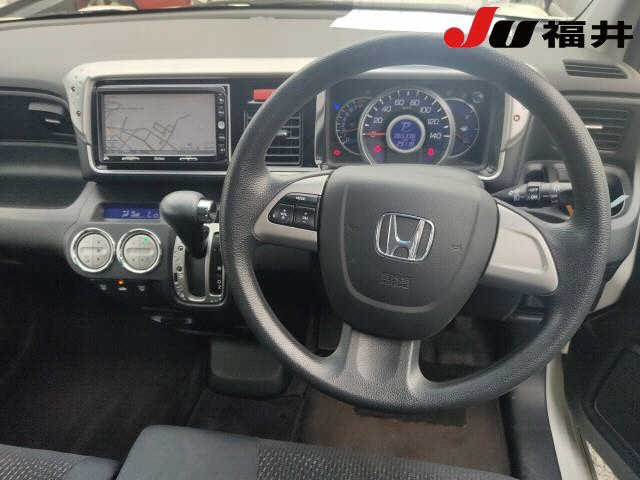 HONDA LIFE 2010