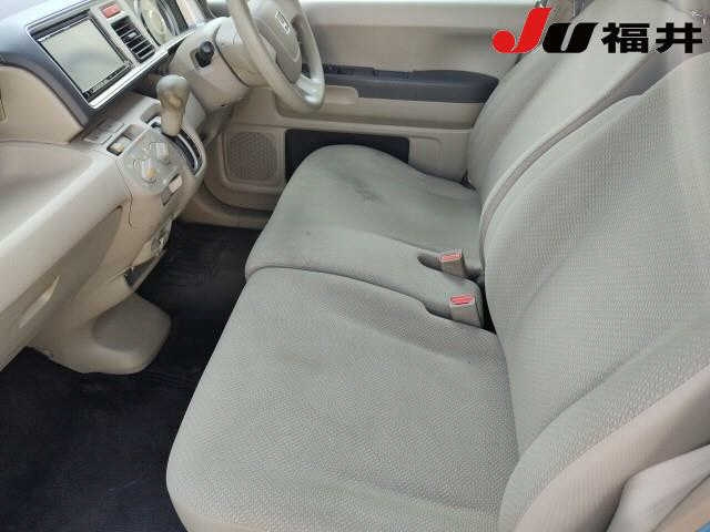 HONDA LIFE 2011