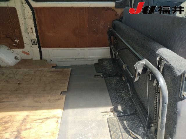 NISSAN CARAVAN VAN 2009