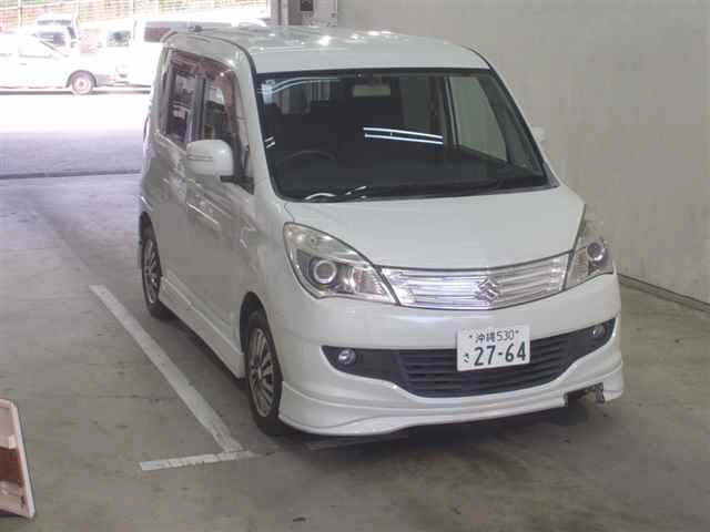 SUZUKI SOLIO 2011