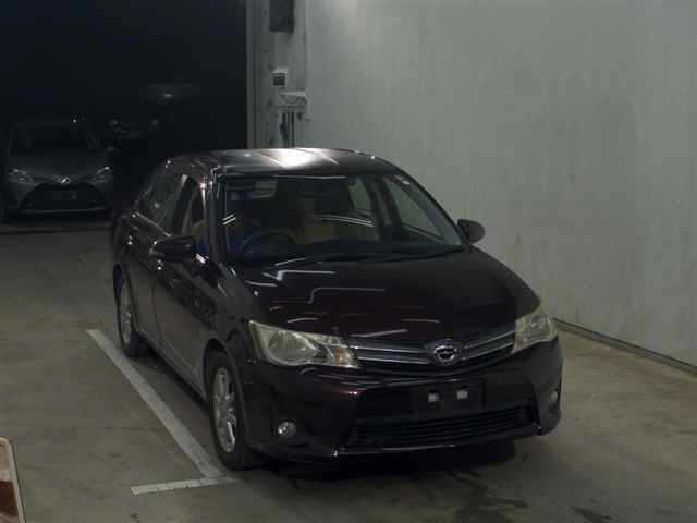 TOYOTA COROLLA AXIO 2013