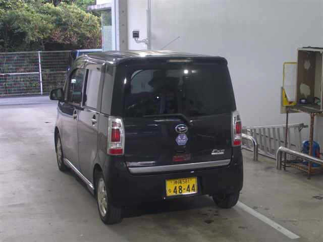 DAIHATSU TANTO EXE 2010