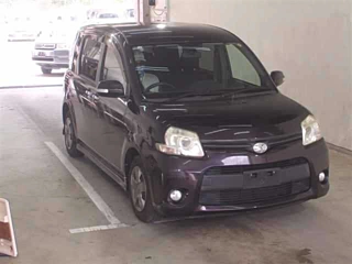 TOYOTA SIENTA 2012