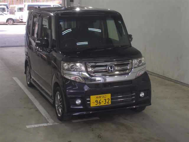 HONDA N BOX 2015