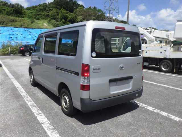 TOYOTA TOWN ACE VAN 2009