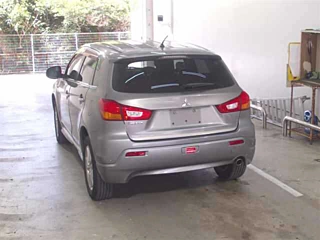 MITSUBISHI RVR 2010