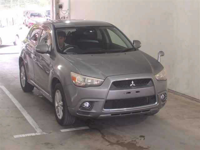 MITSUBISHI RVR 2010