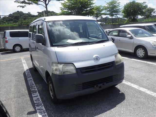TOYOTA TOWN ACE VAN 2009