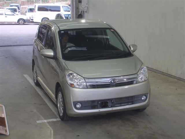DAIHATSU MIRA 2010