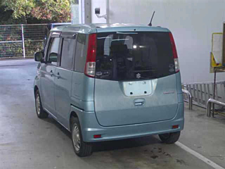 SUZUKI PALETTE 2010