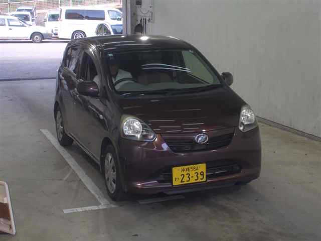 DAIHATSU MIRA E S 2013