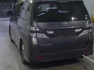 TOYOTA VELLFIRE 2010