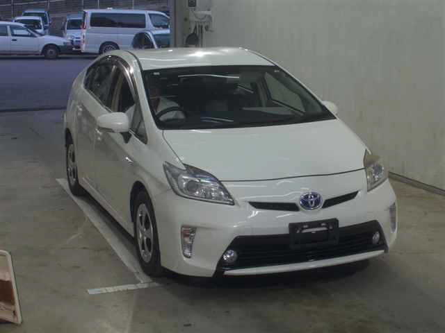 TOYOTA PRIUS 2012