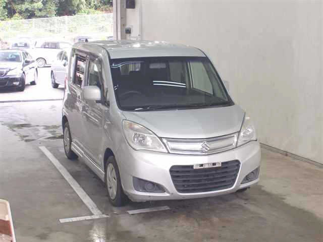 SUZUKI SOLIO 2015