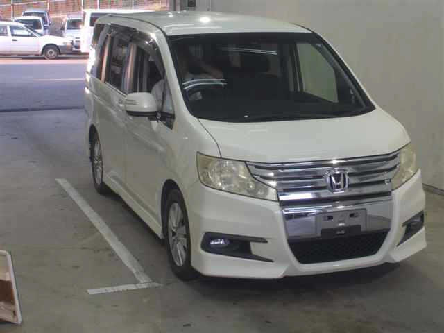 HONDA STEP WAGON 2010
