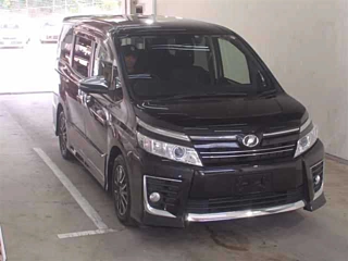 TOYOTA VOXY 2016