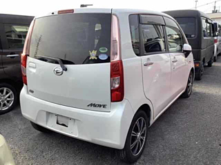 DAIHATSU MOVE 2012