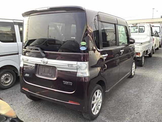 DAIHATSU TANTO 2012