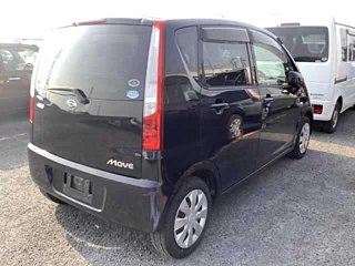 DAIHATSU MOVE 2011