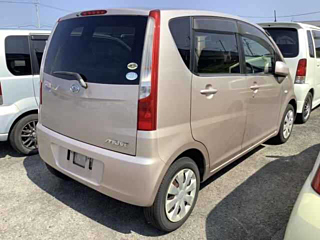 DAIHATSU MOVE 2010