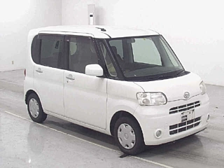 DAIHATSU TANTO 2012