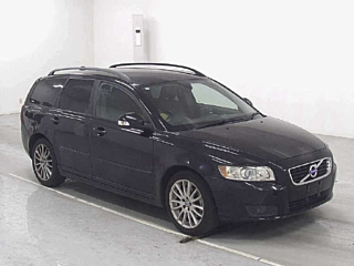 VOLVO V50 2011