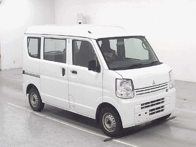 MITSUBISHI MINICAB VAN 2018