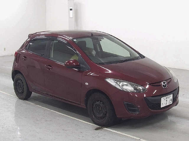 MAZDA DEMIO 2013