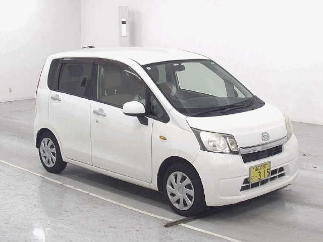 DAIHATSU MOVE 2013