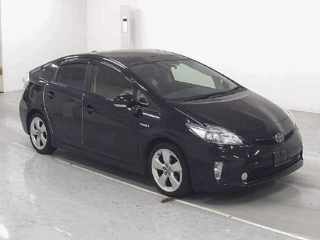 TOYOTA PRIUS 2012
