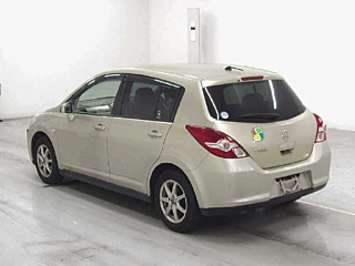 NISSAN TIIDA 2012