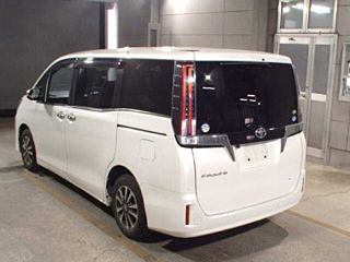TOYOTA ESQUIRE 2020