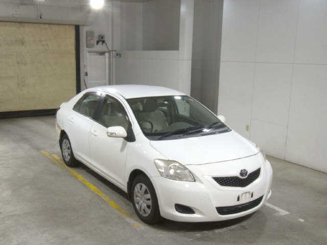 TOYOTA BELTA 2009