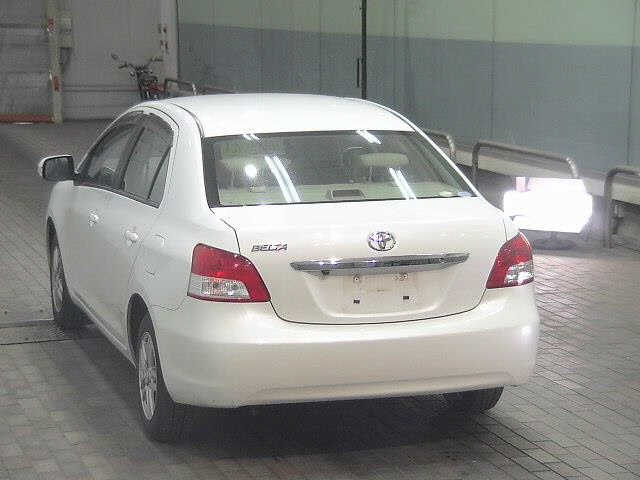TOYOTA BELTA 2010