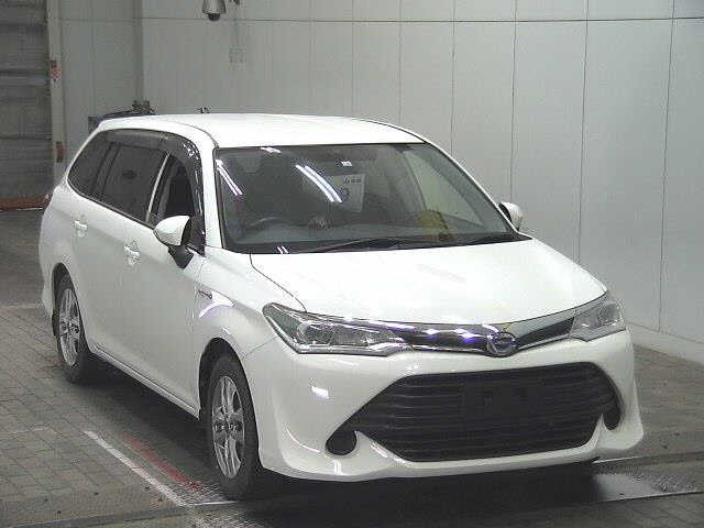 TOYOTA COROLLA FIELDER 2015