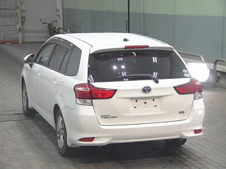 TOYOTA COROLLA FIELDER 2015
